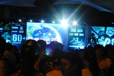 Tắt đèn - bật tương lai