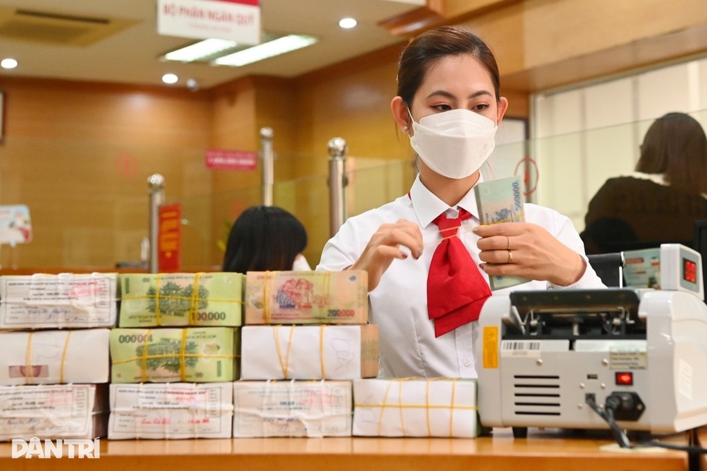 Loạt ngân hàng tinh giản nhân sự, có bên cắt giảm 1.000 người - 1 Loạt ngân hàng tinh giản nhân sự, có bên cắt giảm 1.000 người - 1