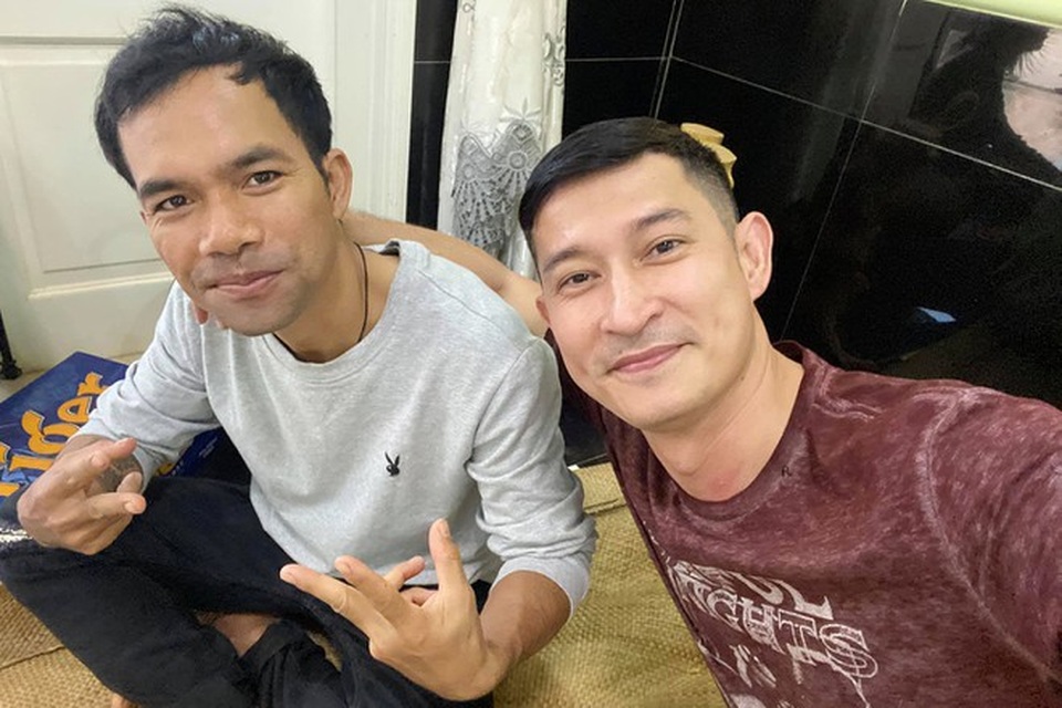Ya Suy nói gì khi bị cười chê “ca sĩ nổi tiếng về quê chăn gà, nuôi heo”? - 4 Ya Suy nói gì khi bị cười chê “ca sĩ nổi tiếng về quê chăn gà, nuôi heo”? - 4