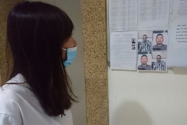 Công an Hà Nội giăng ảnh 2 tử tù trốn trại tại nhiều khu chung cư