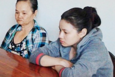 Bắt giữ hơn 2.400 gói thuốc lá lậu   