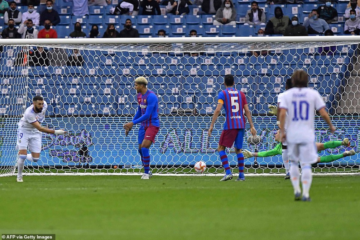 Thắng nghẹt thở Barcelona, Real Madrid vào chung kết Siêu Cup Tây Ban Nha - 5 Thắng nghẹt thở Barcelona, Real Madrid vào chung kết Siêu Cup Tây Ban Nha - 5
