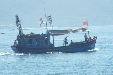 Khánh Hòa chính thức “dỡ bỏ” lệnh cấm biển sau bão số 4