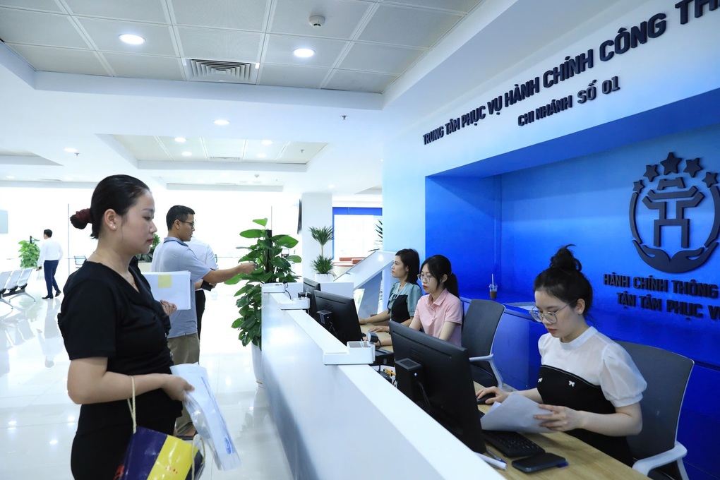 Người dân được miễn phí ăn uống nhẹ khi đi làm thủ tục hành chính ở Hà Nội - 1 Người dân được miễn phí ăn uống nhẹ khi đi làm thủ tục hành chính ở Hà Nội - 1