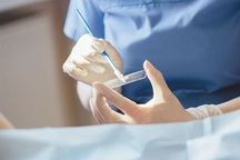 Đến viện để khám vú, người phụ nữ tình cờ phát hiện ung thư cổ tử cung