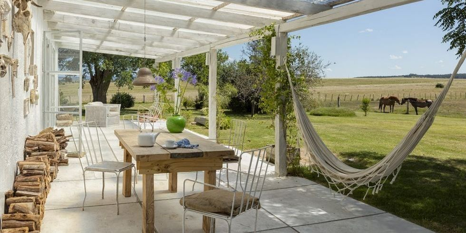 “Không nỡ rời mắt” với những mái hiên nhà đẹp lãng mạn, ngập cây xanh - 7