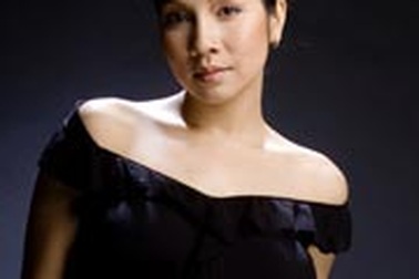 Diva "xuất chiêu"