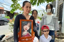 Vụ nữ sinh bị xe cán tử vong: VKSND Tối cao làm việc với mẹ nạn nhân