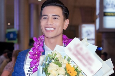 Tân Nam vương Quốc tế Trịnh Bảo được dàn mỹ nam, mỹ nữ đón khi về nước