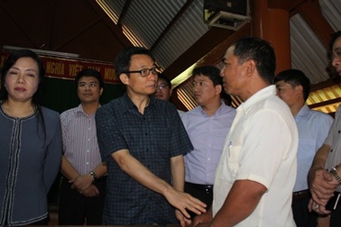 Phó Thủ tướng thị sát điểm nóng sốt xuất huyết