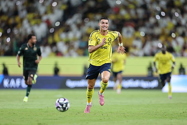 Ronaldo được vinh danh trong ngày Al Nassr giành chiến thắng - 2