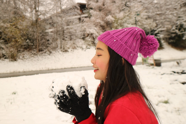 Bị trộm đồ ở trời Tây, cô gái Việt nhầm cảnh sát là "đồng bọn" kẻ gian