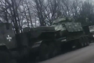 "Sát thủ diệt tăng" M2 Bradley áp sát phòng tuyến của Nga tại Donbass