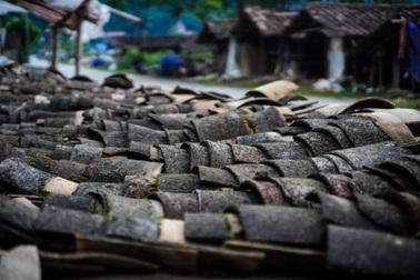 Ngôi làng cuối cùng giữ nghề làm ngói lưu ly ở miền biên viễn Lạng Sơn