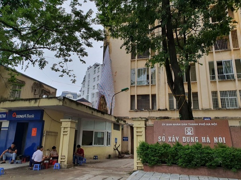 Di dời 8 sở, ngành Hà Nội về khu liên cơ: Vẫn xin giữ đất vàng - 1 Di dời 8 sở, ngành Hà Nội về khu liên cơ: Vẫn xin giữ đất vàng - 1