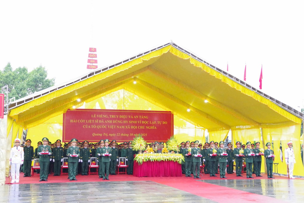 Truy điệu, an táng 34 hài cốt liệt sỹ tìm thấy ở Thành cổ Quảng Trị - 1 Truy điệu, an táng 34 hài cốt liệt sỹ tìm thấy ở Thành cổ Quảng Trị - 1
