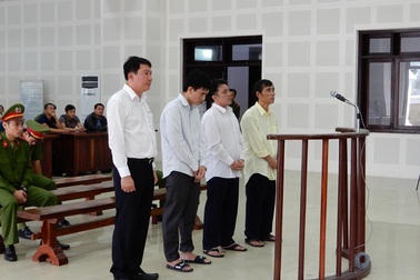 Vụ lật tàu trên sông Hàn: Nguyên giám đốc Cảng vụ nhận 3,5 năm tù