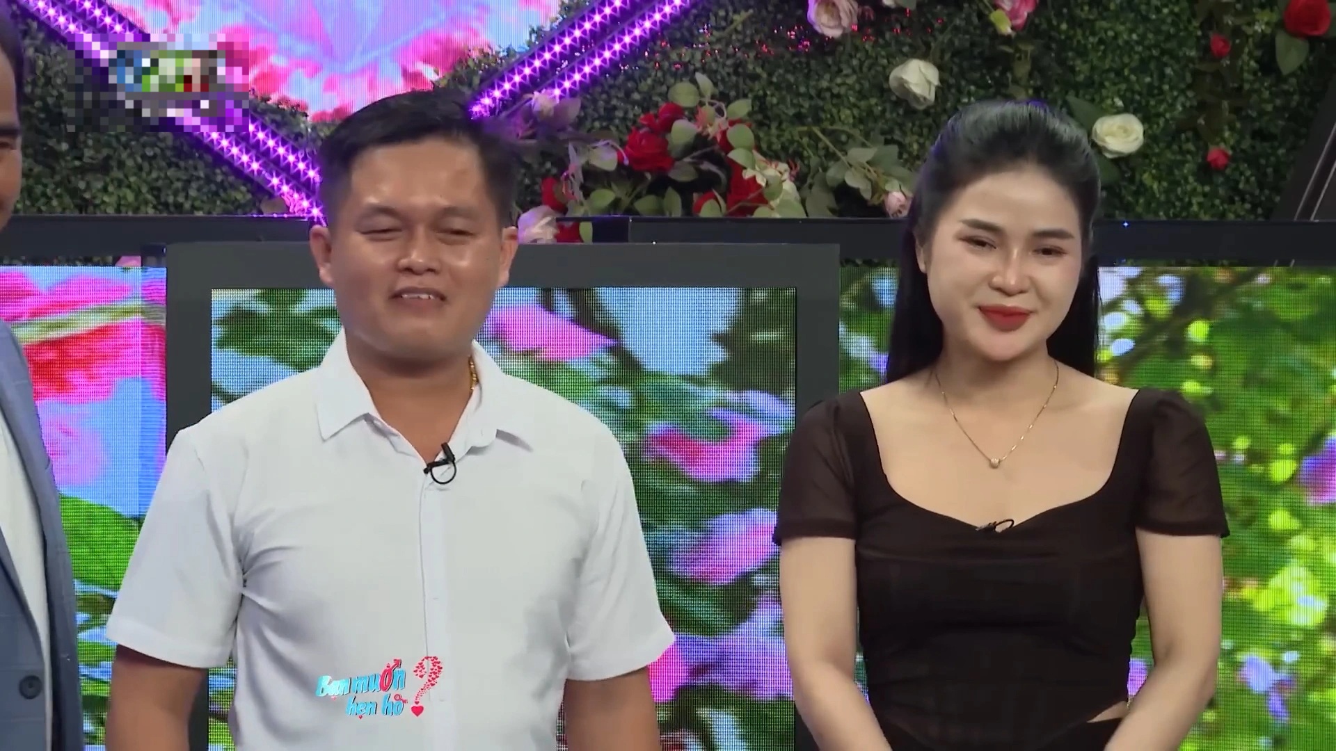 ឪពុកនៅលីវក្នុងវ័យ៤០ឆ្នាំឈ្នះឱសថការីស្រីស្អាត ថើបថ្ពាល់នាងពេលជួបគ្នាដំបូង - ២ Bố đơn thân U40 chinh phục nữ dược sĩ xinh đẹp, lần đầu gặp đã hôn má - 2