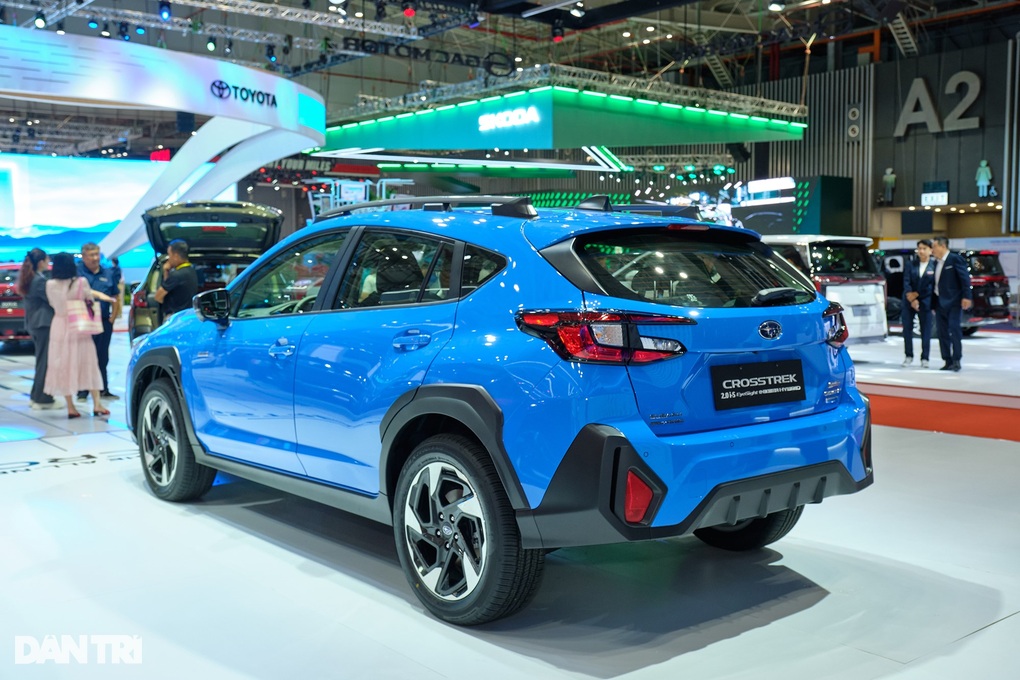 SUV Nhật cùng cỡ Corolla Cross được giảm 139 triệu vẫn đắt ngang Santa Fe - 2