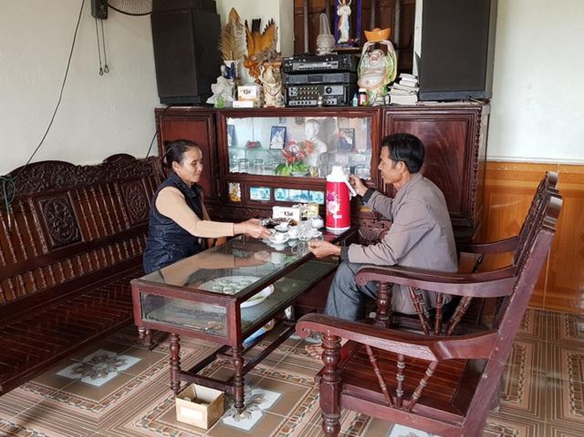 Hai vợ chồng chống chọi với ung thư và lời thề Thiên chúa - 2 Hai vợ chồng chống chọi với ung thư và lời thề Thiên chúa - 2