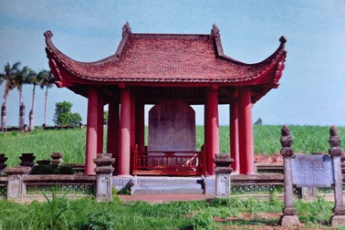 Vụ xâm hại mộ vua Lê Túc Tông: Hai người nước ngoài đã xăm thăm dò