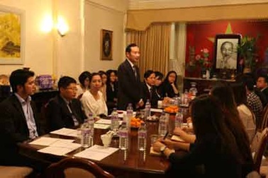 Trí thức người Việt tại Anh muốn góp phần xây dựng đất nước