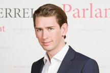 Thủ tướng 33 tuổi trở lại nắm quyền sau 7 tháng bị phế truất