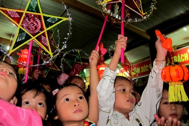 Tết Trung thu đầu tiên ở thung lũng Huồi Hỷ