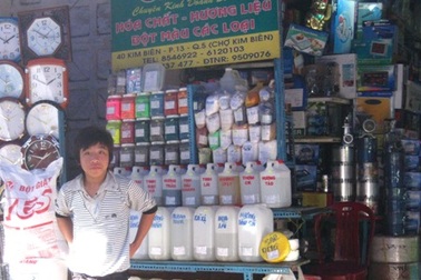 Siết quản lý việc kinh doanh hóa chất