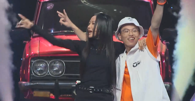 2 thí sinh Rap Việt khuấy đảo sân khấu với hit Binz nhưng cuối cùng lại về đội... Suboi - Ảnh 1. 2 thí sinh Rap Việt khuấy đảo sân khấu với hit Binz nhưng cuối cùng lại về đội... Suboi - Ảnh 1.