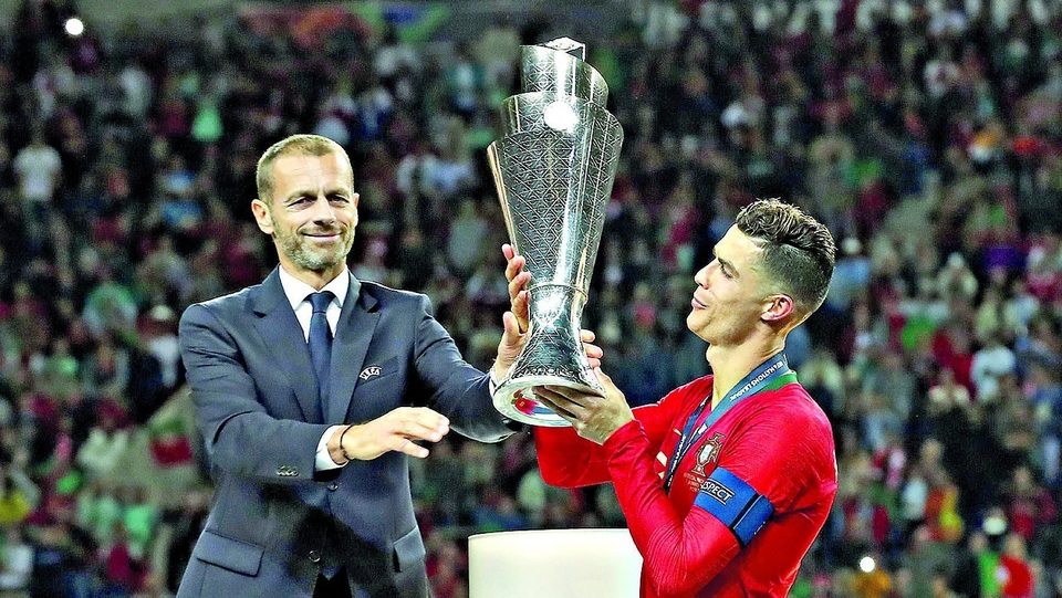 Chủ tịch UEFA thừa nhận mùa giải có thể hủy bỏ - 1 Chủ tịch UEFA thừa nhận mùa giải có thể hủy bỏ - 1