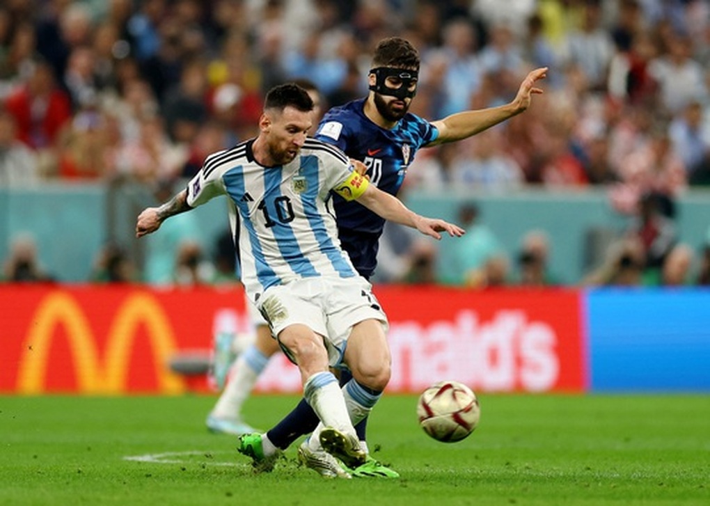 Phản ứng của Messi sau màn tỏa sáng rực rỡ giúp Argentina vào chung kết - 3 Phản ứng của Messi sau màn tỏa sáng rực rỡ giúp Argentina vào chung kết - 3