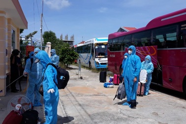 Long An: Người lao động về quê được miễn phí xét nghiệm, cách ly