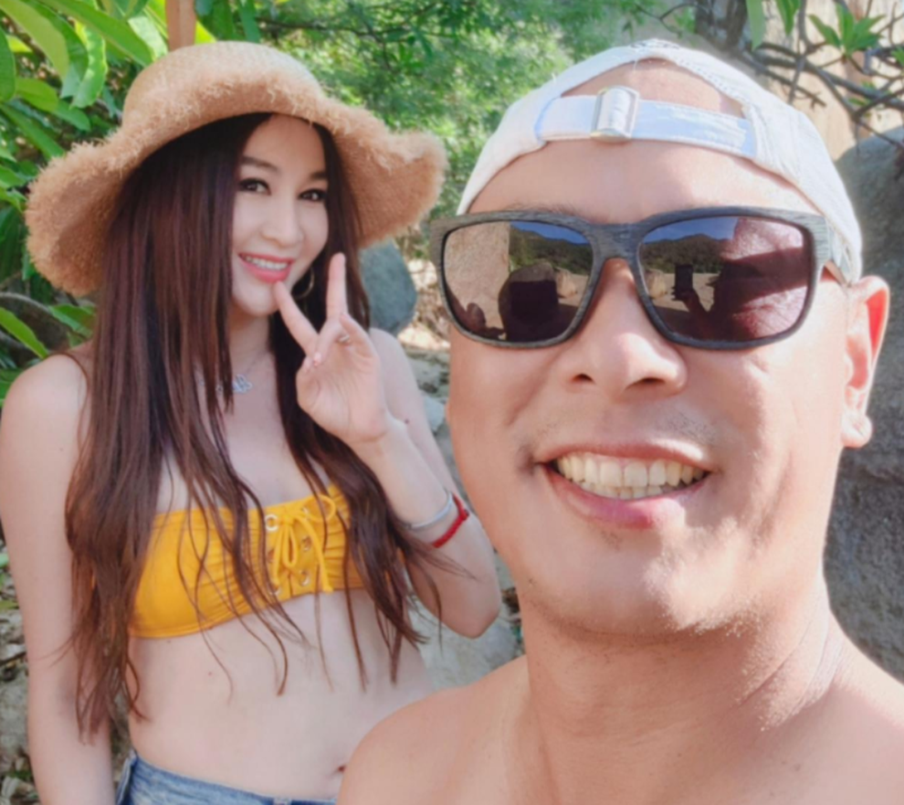 Đát Kỷ đẹp nhất màn ảnh giàu có và gợi cảm ở tuổi 55 - 4 Đát Kỷ đẹp nhất màn ảnh giàu có và gợi cảm ở tuổi 55 - 4