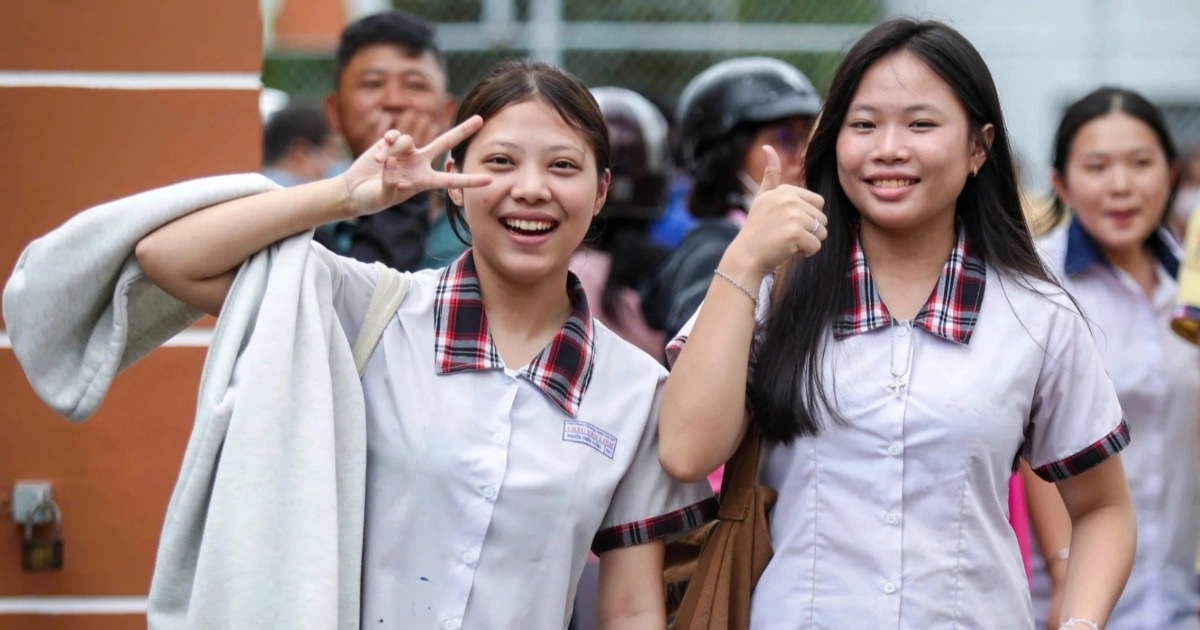 Điểm thi lớp 10 TPHCM 2025: Có 524 điểm 10, phổ điểm đột phá với môn toán