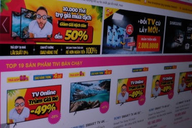 TV giảm giá "kịch sàn" trong bão dịch Covid-19