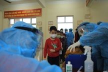 Học sinh cách ly vì Covid-19: Cần hỗ trợ tâm lý cho trẻ để tránh "sốc"