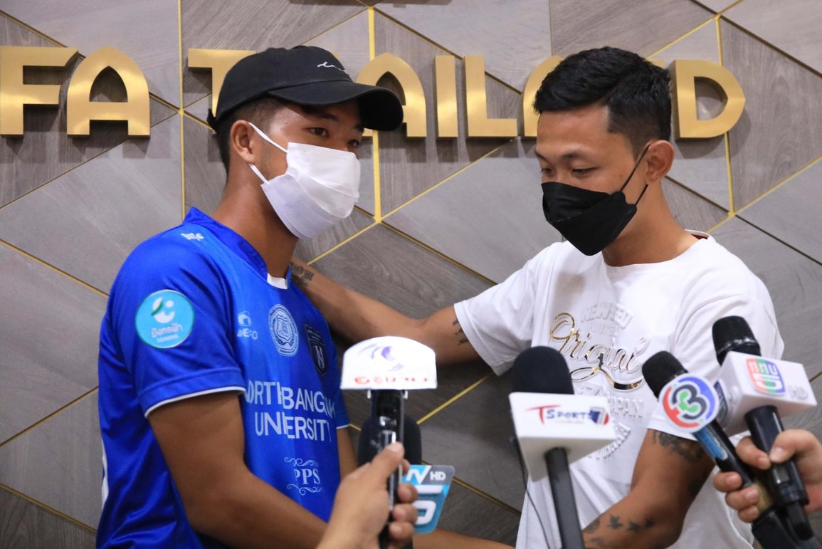 Cầu thủ Thái Lan hành xử như côn đồ nói gì khi chịu án phạt cực nặng? - 2 Cầu thủ Thái Lan hành xử như côn đồ nói gì khi chịu án phạt cực nặng? - 2