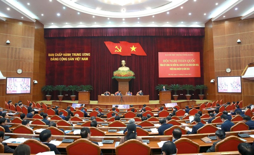 Yêu cầu khẩn trương báo cáo kết quả kiểm tra vụ Vạn Thịnh Phát, AIC, FLC - 2 Yêu cầu khẩn trương báo cáo kết quả kiểm tra vụ Vạn Thịnh Phát, AIC, FLC - 2