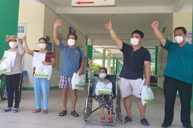 Đà Nẵng: Thêm 11 bệnh nhân mắc Covid-19 ra viện