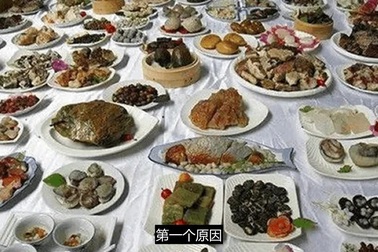 Tại sao Từ Hy thái hậu mỗi bữa phải ăn 100 món ăn, hàng trăm người hầu?