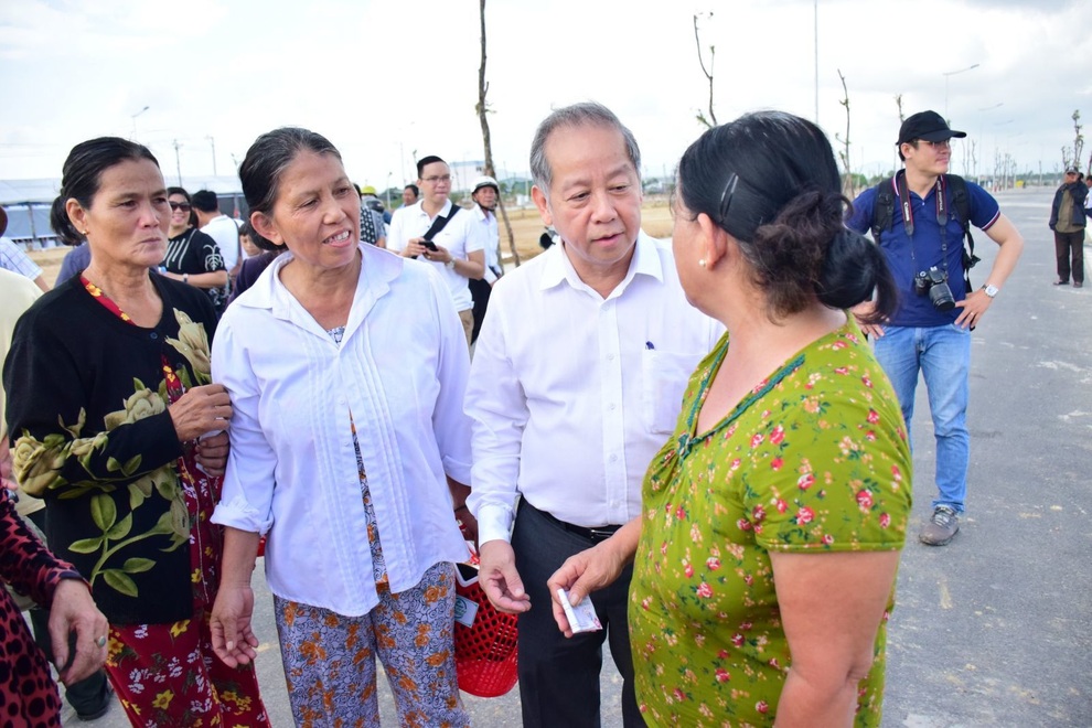Chủ tịch UBND tỉnh Thừa Thiên Huế viết tâm thư trước ngày kết thúc nhiệm kỳ - 2 Chủ tịch UBND tỉnh Thừa Thiên Huế viết tâm thư trước ngày kết thúc nhiệm kỳ - 2