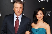 Hé lộ thêm về tài tử gây ra vụ nổ súng làm chết người tại phim trường