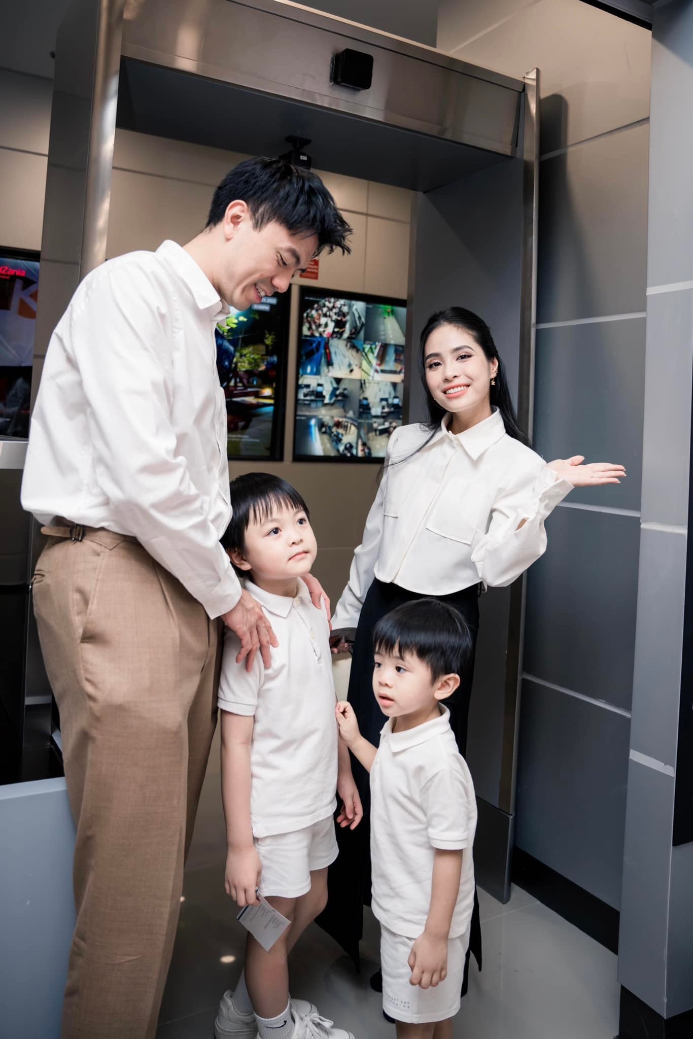 Ca nương Kiều Anh tuổi 31: Được gọi là phú bà, chồng cưng chiều như em bé - 11 Ca nương Kiều Anh tuổi 31: Được gọi là phú bà, chồng cưng chiều như em bé - 11