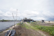 UBND huyện có được cưỡng chế thu hồi đất khi tòa thụ lý vụ án?