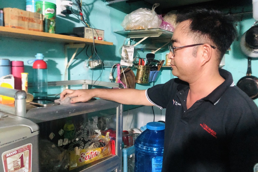 Chồng sống chết ngăn vợ rút bảo hiểm một lần - 2 Chồng sống chết ngăn vợ rút bảo hiểm một lần - 2