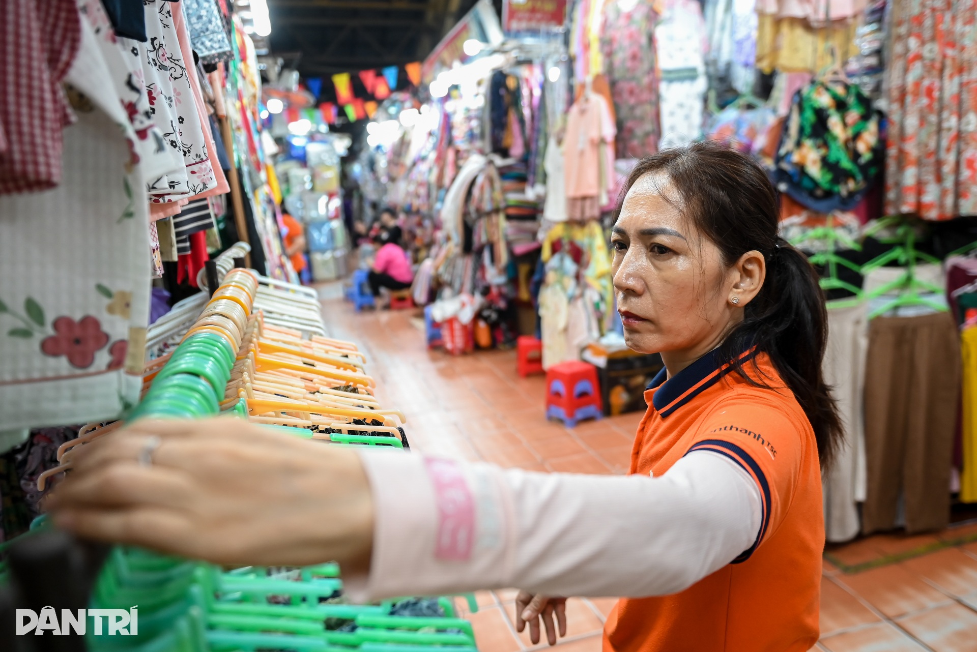 ຊົມເຊີຍຕະຫຼາດເຕິນດິ້ງ, ລົມຫາຍໃຈຂອງໄຊງ່ອນເກົ່າໃນໃຈກາງເມືອງ - 9 Ngắm chợ Tân Định, hơi thở Sài Gòn xưa giữa lòng đô thị - 9