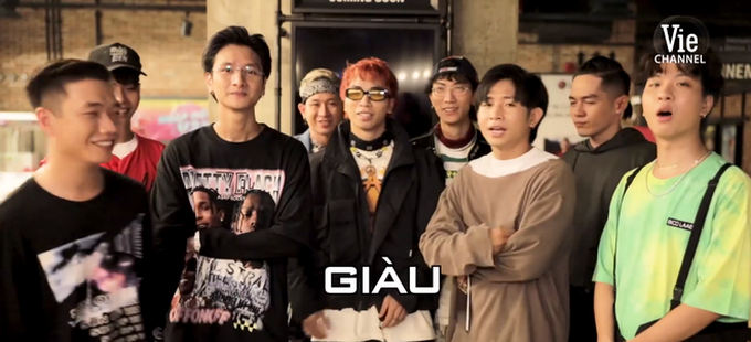 4 HLV Rap Việt qua miêu tả của học trò: Binz giàu - có điều kiện, cô giáo Suboi như mẹ hiền - Ảnh 3. 4 HLV Rap Việt qua miêu tả của học trò: Binz giàu - có điều kiện, cô giáo Suboi như mẹ hiền - Ảnh 3.
