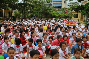 Bộ GD-ĐT ban hành tiêu chuẩn đánh giá trường trung học