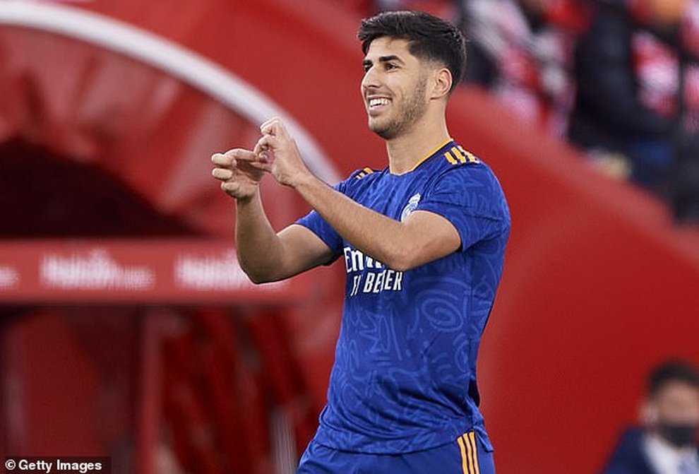 Thắng đậm Granada, Real Madrid trở lại ngôi đầu bảng La Liga - 1 Thắng đậm Granada, Real Madrid trở lại ngôi đầu bảng La Liga - 1